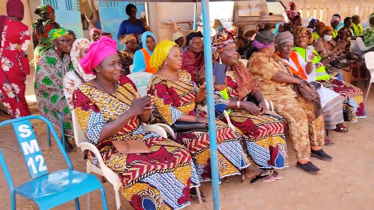 Princesse Seyda Maba au dons de Sang  pour le soutien a la Transition a Ouinzinville 13/01/2024🇧🇫