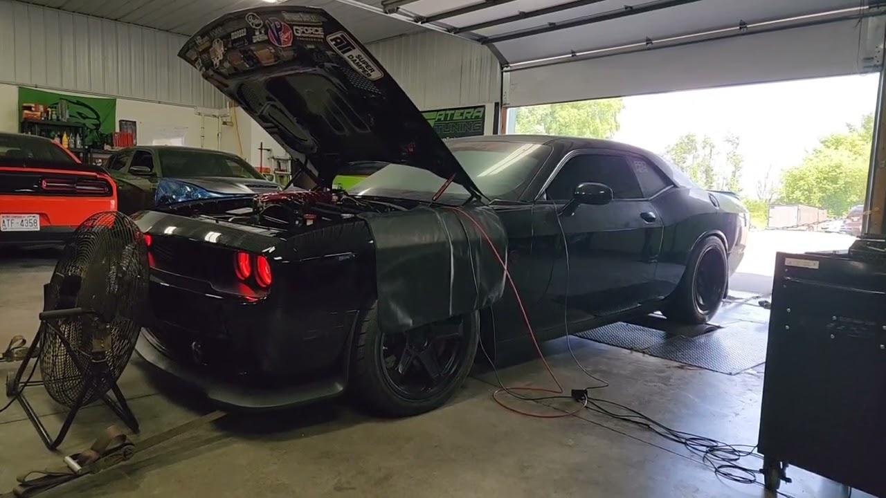 1500whp Whipple Challenger Hellcat + 200 shot of nitrous - Satera Tuning
