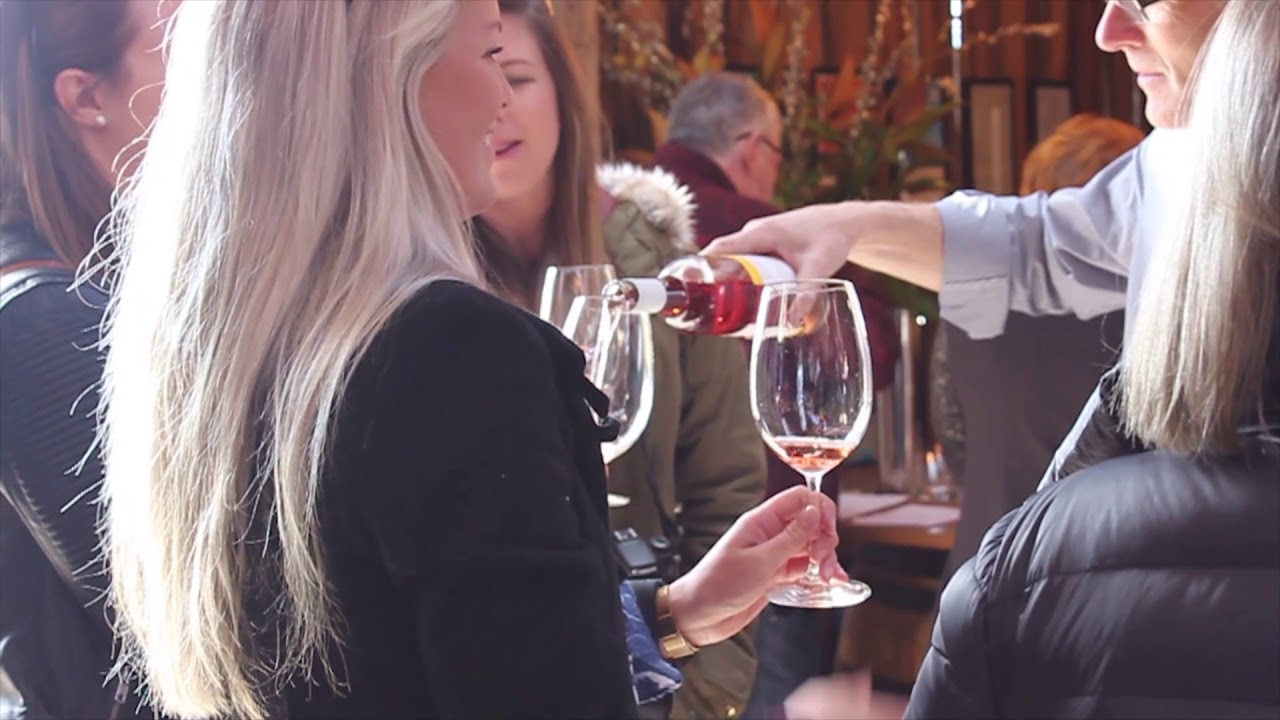 Craigie Knowe Vineyard Cellar Door Experi
