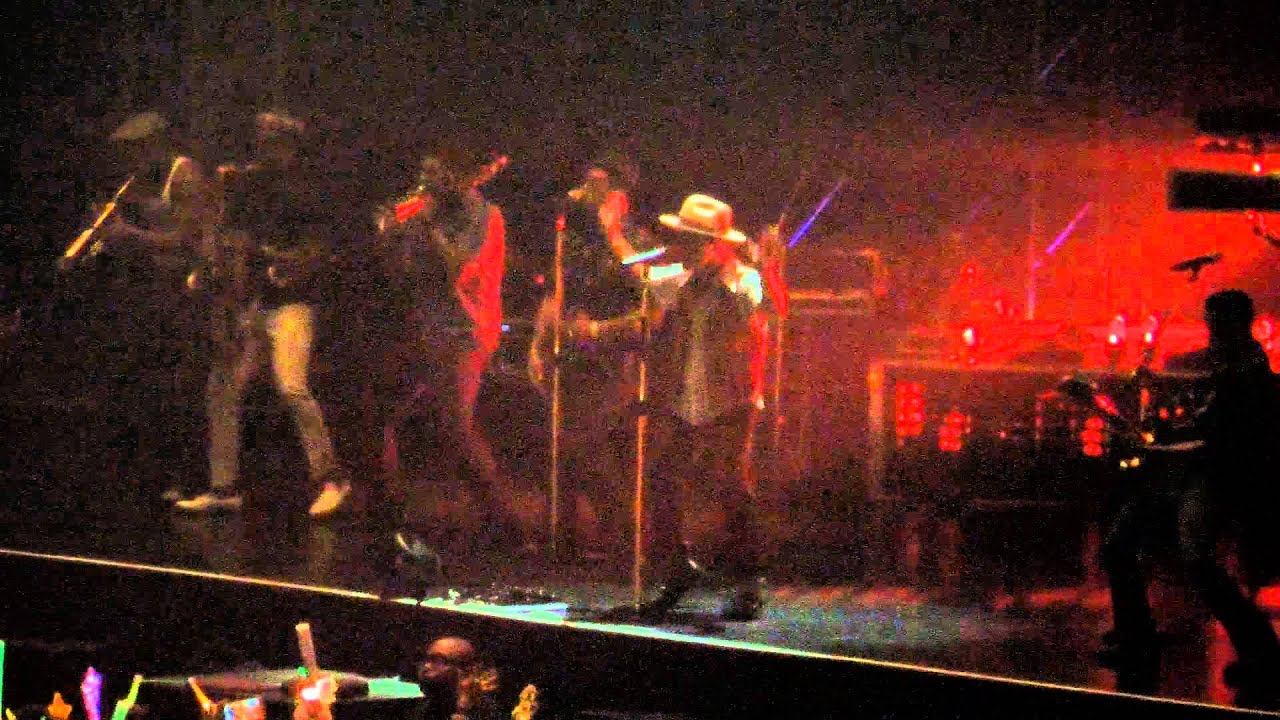 140408 Bruno Mars Our first time Live in Korea