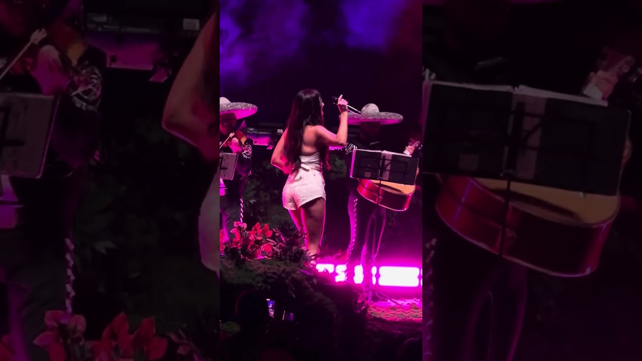 Kacey Musgraves - Lost in Translation (Carín León) Live!