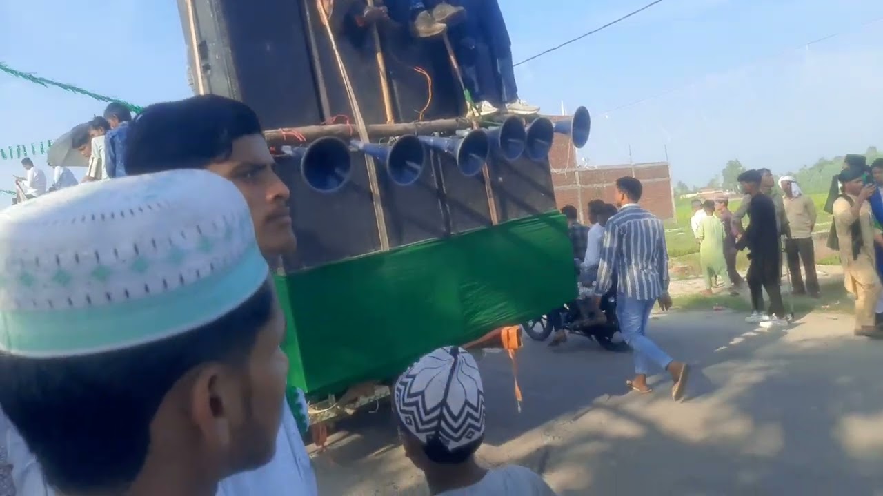 My video eid miladun nabi ki julus video like 👍 and following 