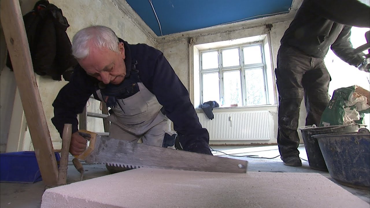 Jørgen er 80 år og arbejder fuldtid som murer