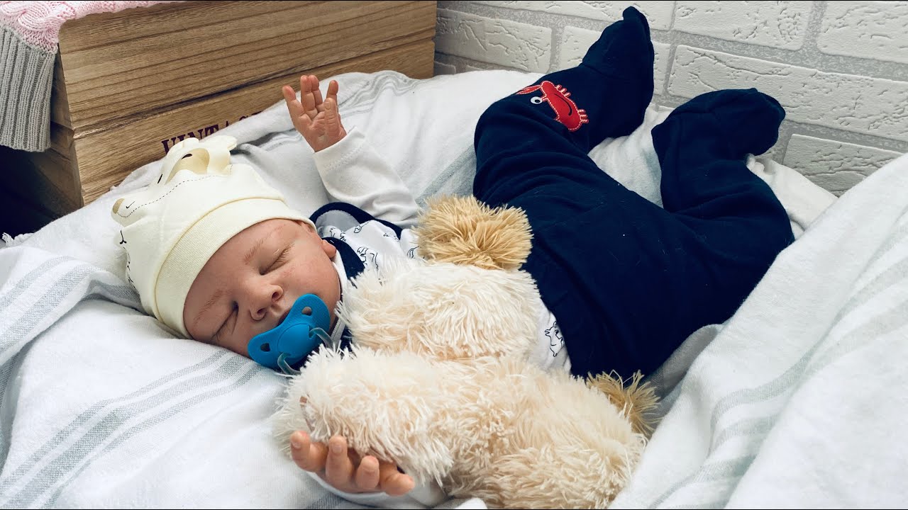 💙 RUTINA a MATEO, el Bebé Reborn de mi hija Laura