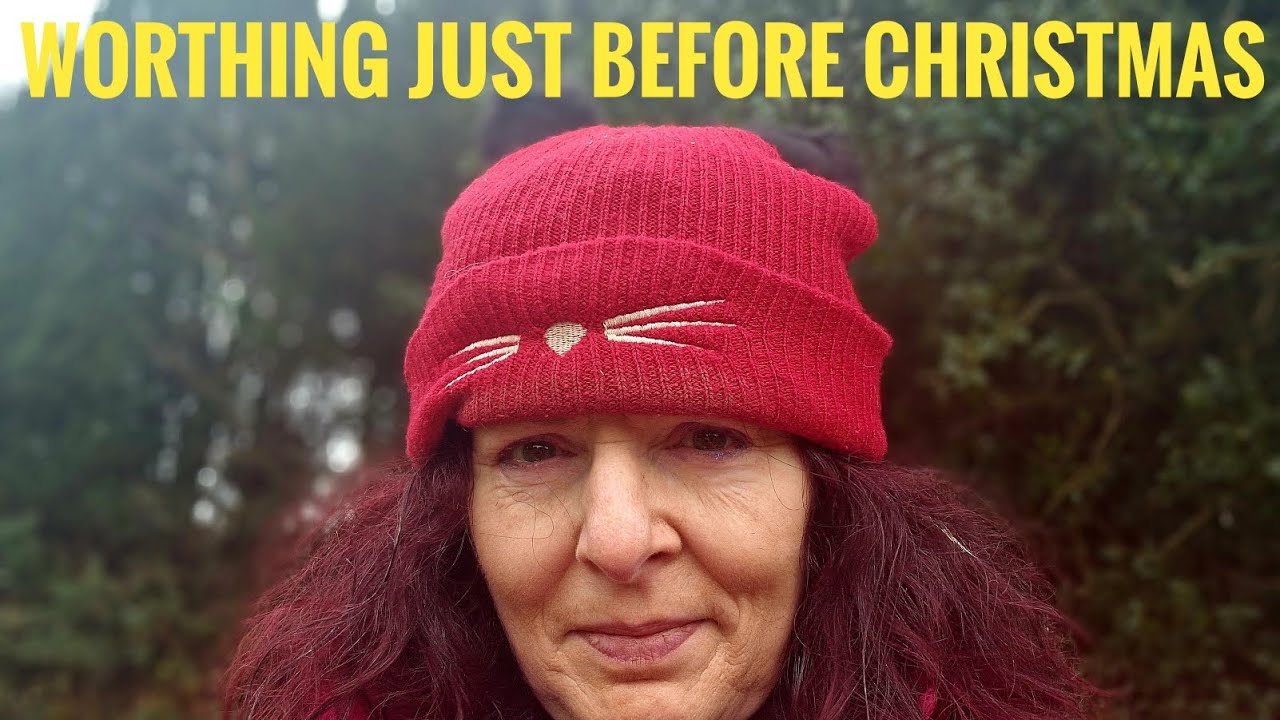The Lead Up to Christmas 2025 in Worthing (New Monday)