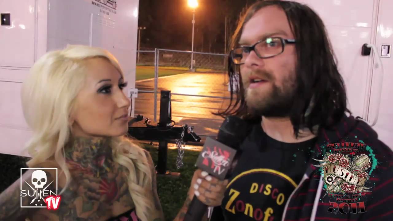 TATTOO CONVENTION COVERAGE - Musink 2011 part 1