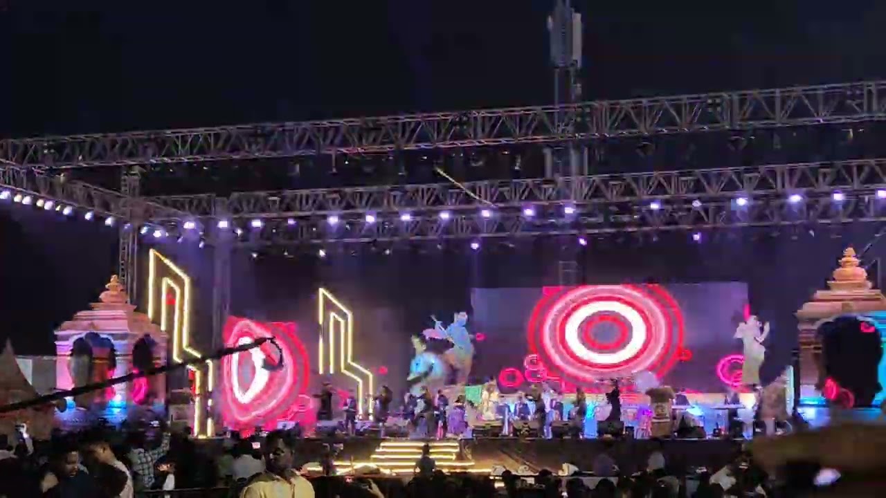 Mantuchuria singing performance in balijatra 2025#balijatracuttack #odisha #viralvideo #reels 