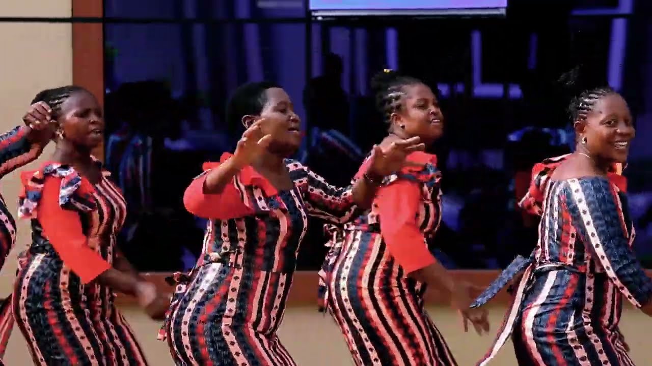 KILA MWENYE PUMZI Official Video_NURU Choir EAGT Kiwira
