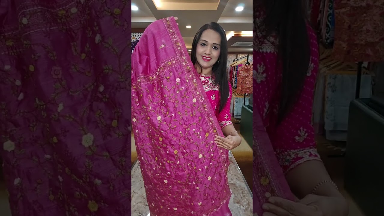 Biggest Sale 🎉🎁 Booking no. 9322920151🎉Bandhej and Designer Sarees 🎊