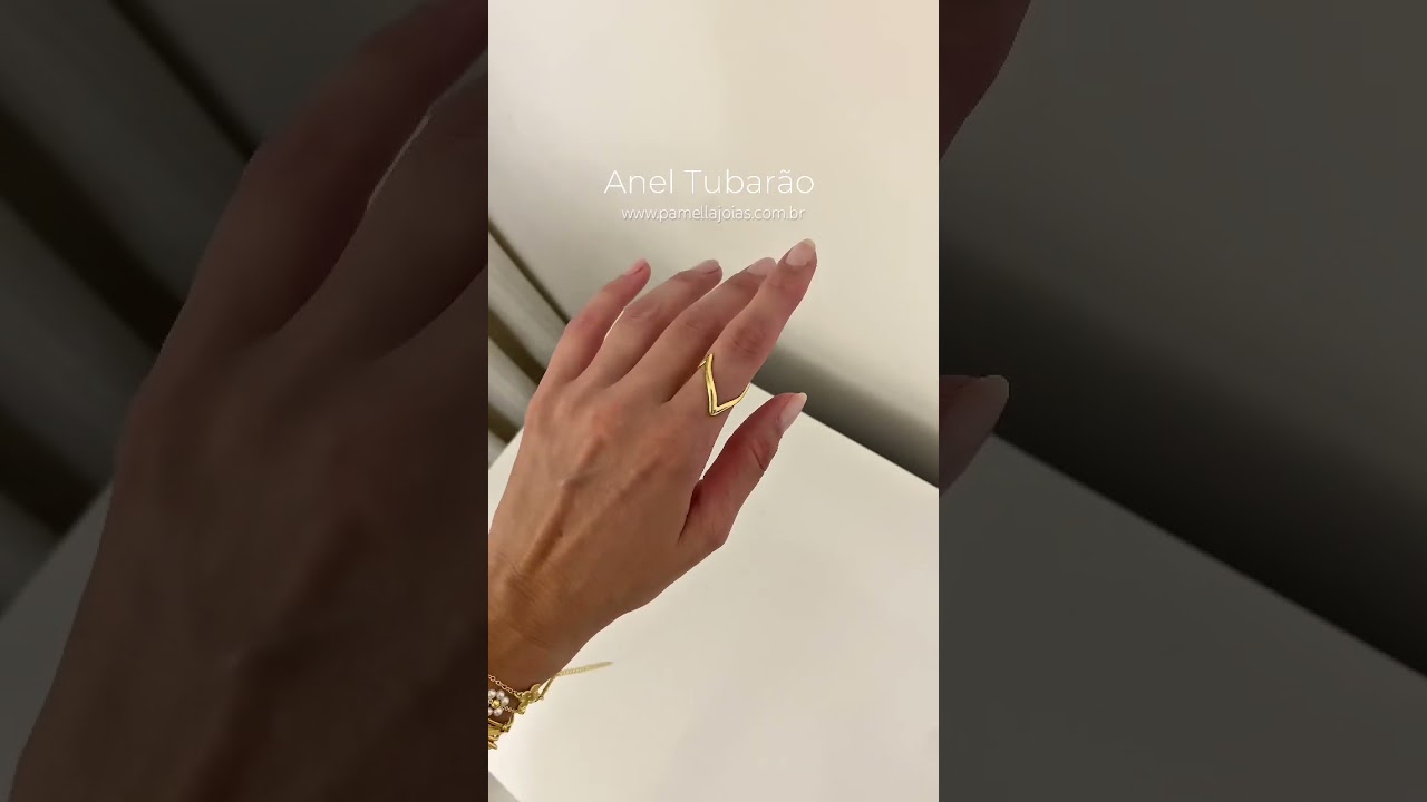 Nosso Anel tubar&atilde;o fica incr&iacute;vel em composi&ccedil;&atilde;o com outros an&eacute;is, oh at&eacute; mesmo sozinho!💫🔥