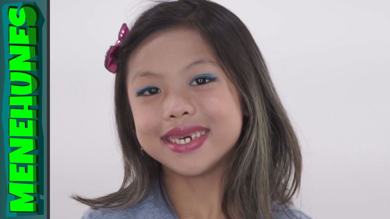 Can Disney Princess Elsa Have Blue Eyeshadow?