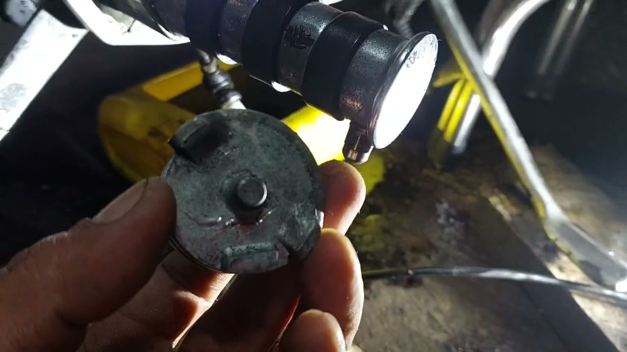 HONDA SHADOW SABRE OIL LEAK REPAIR