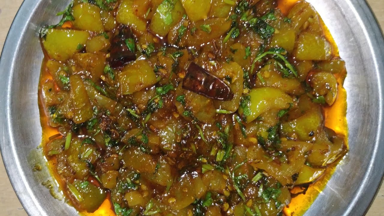 हरे टमाटर की खट्टी मीठी सब्जी