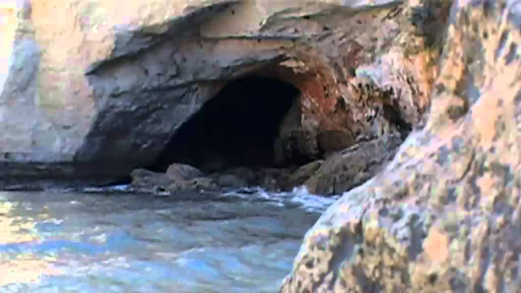 The Loch Ard Gorge - its tragic secret.