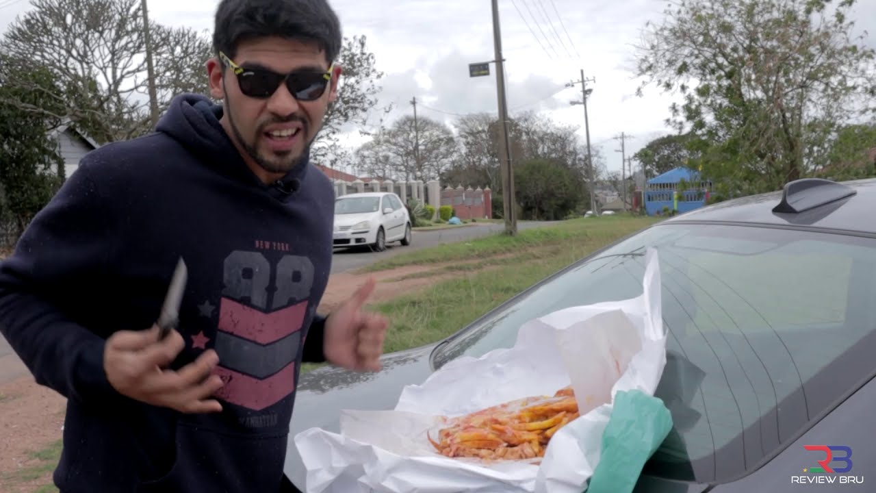 BILAL TRIES OUT THE FAMOUS AKHALWAYA'S DELIGHTS AK47 SUB