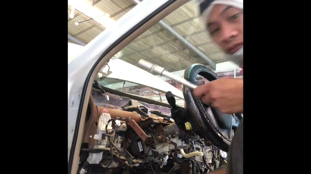 Toyota Camry Dashboard Removal A/C Cleaning and Leak Test