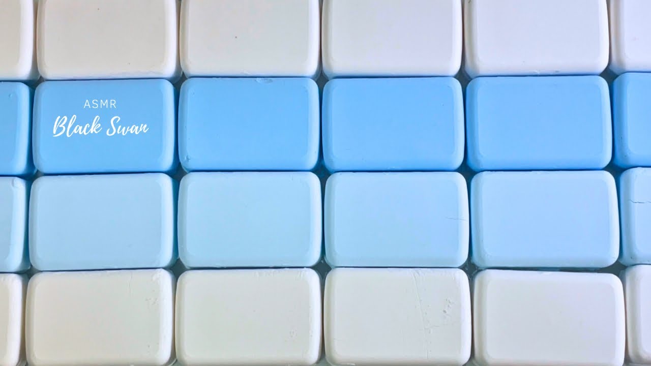 Crunchy Gradient Blue ASMR Baking Soda Crush | Satisfying video | Stress Relief #oddlysatisfying