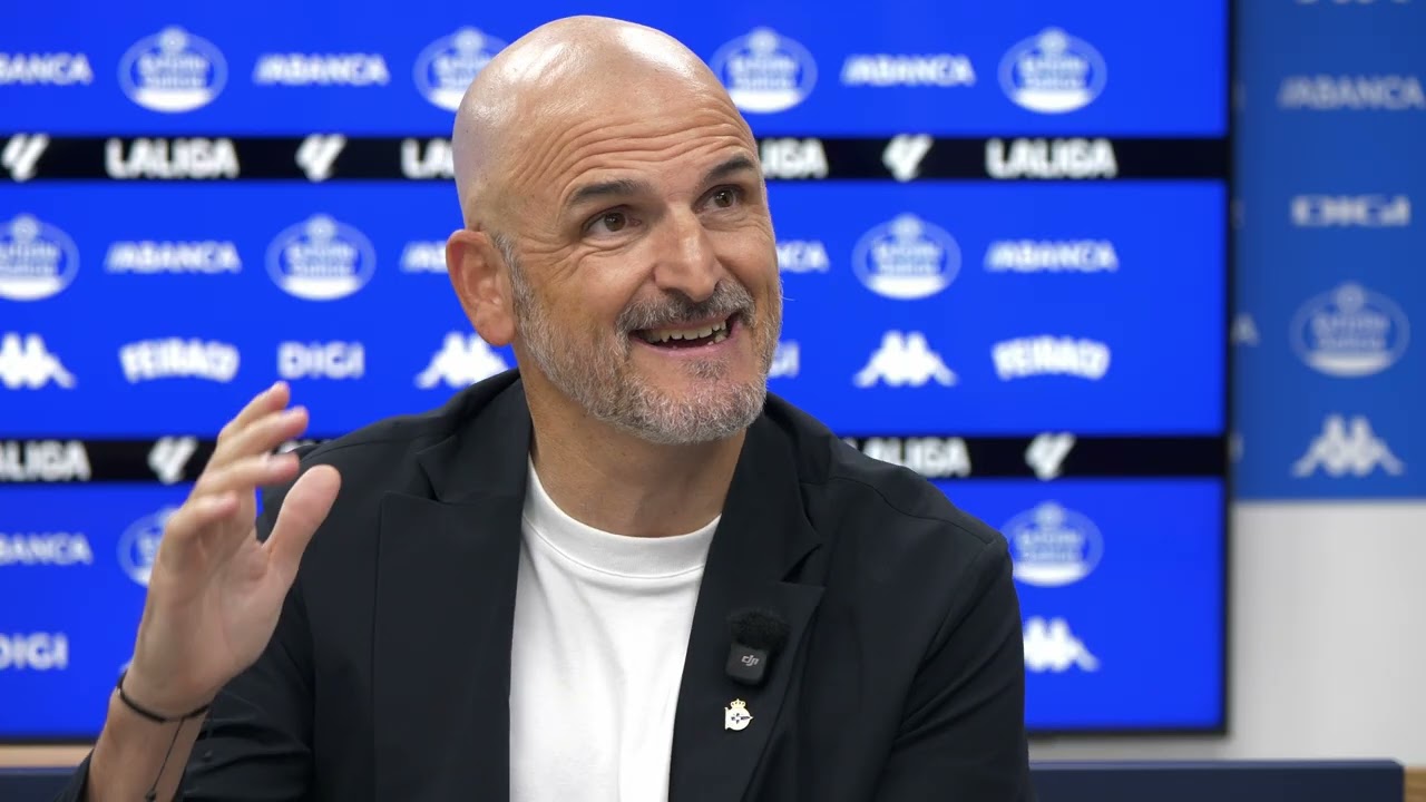 Entrevista a Fernando Soriano, director de f&uacute;tbol del Deportivo
