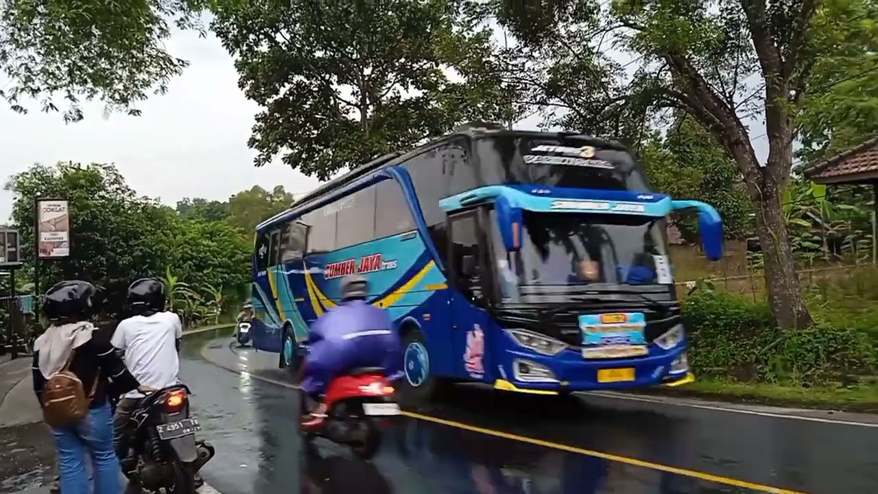Hanting bus artis telolet Basuri yang lagi viral nada baru Basuri 