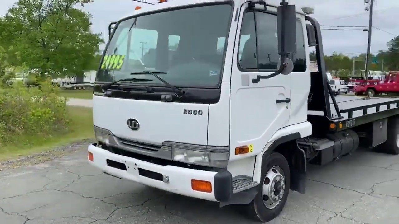 2004 Nissan UD 2000 Diesel Cab Over Century Steel Bed Commercial Tow Truck Wrecker/Rollback