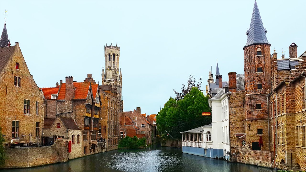 One Day in Bruges, Belgium. Sights and Streets of the Old City. (Een Dag in Brugge, België)