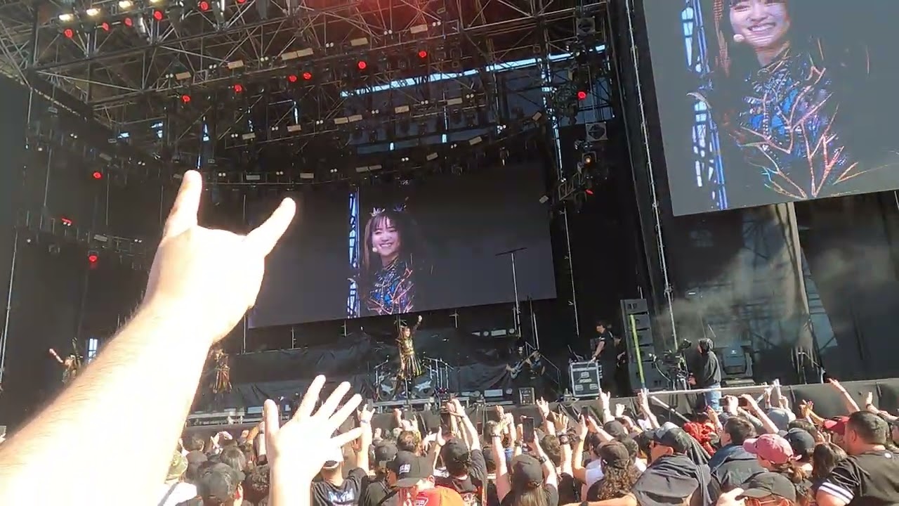 BABYMETAL - Road Of Resistance live at Knotfest, Chile (4K) 02/11/24.