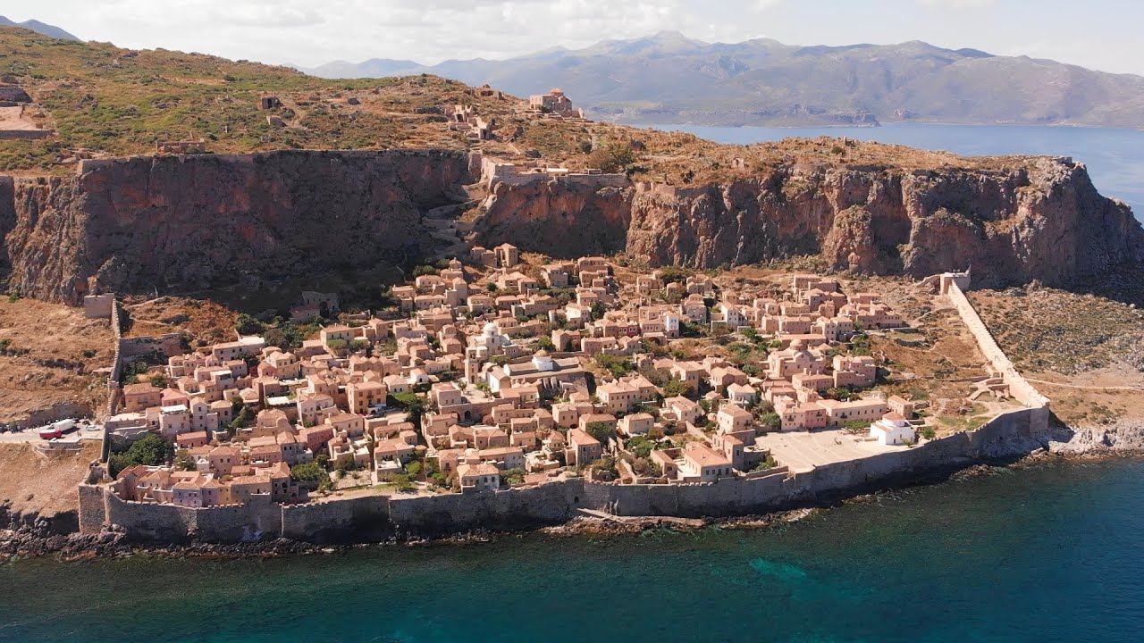 Η ΜΟΝΕΜΒΑΣΙΑ ΑΠΟ ΨΗΛΑ (MONEMVASIA DRONE AERIAL VIEW )