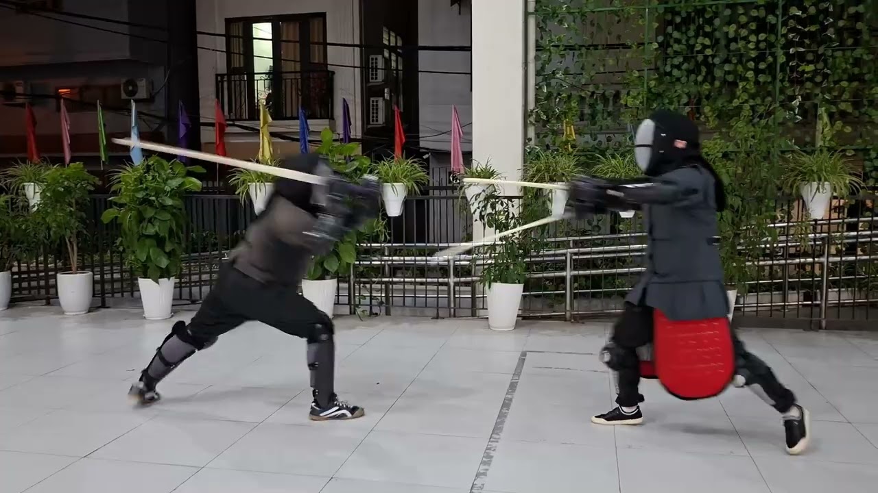 Nito (katana x wakizashi) vs Longsword