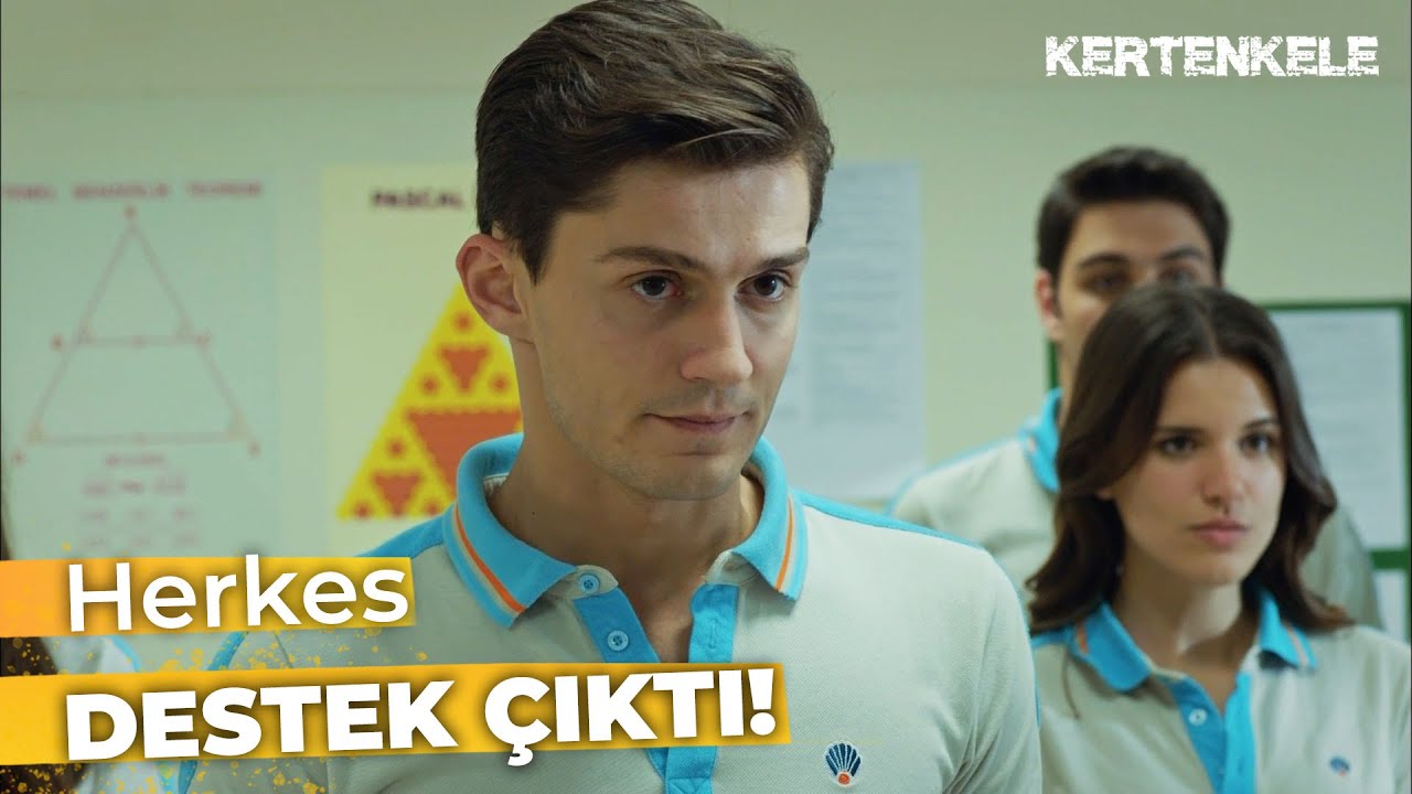 Bütün sınıf Hakan'a destek çıktı! | Kertenkele 🦎 40. Bölüm