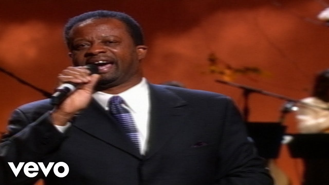 Bill & Gloria Gaither - Friends in High Places [Live] ft. Larnelle Harris