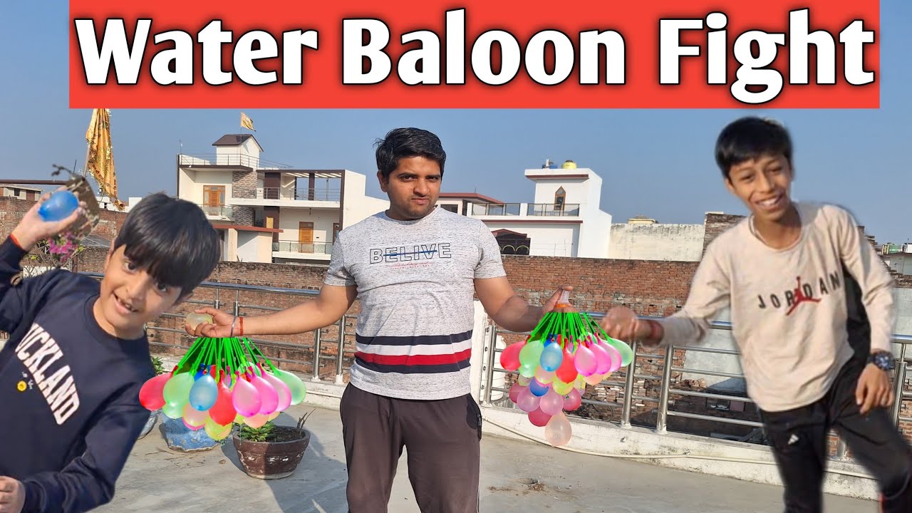 Water Ballon Fight challenge in Holi😱