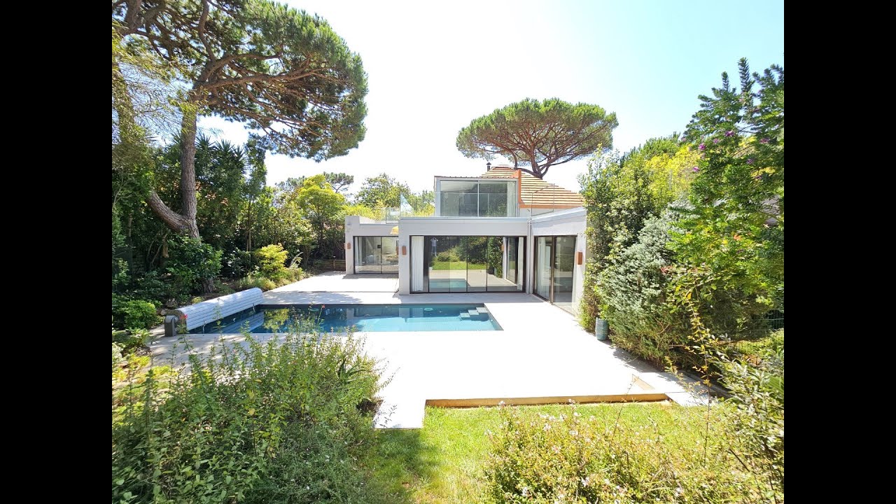 Cascais - Quinta da Marinha. Villa T5, modern, with pool and jacuzzi. To Rent