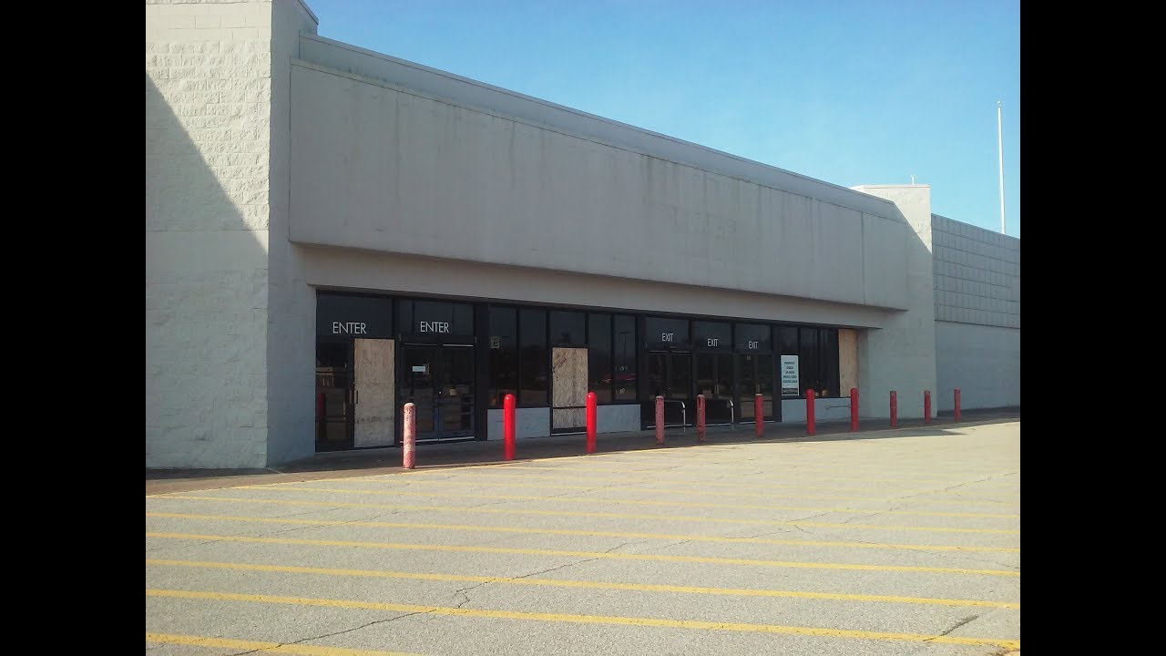 Abandoned Walmart in Belleville, IL