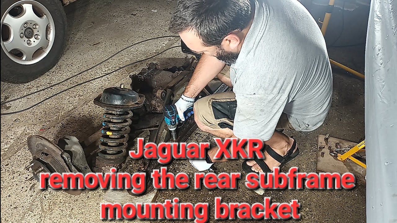 Jaguar XKR | Rear suspension rebuild part 09 Removing rear subframe mounting bracket
