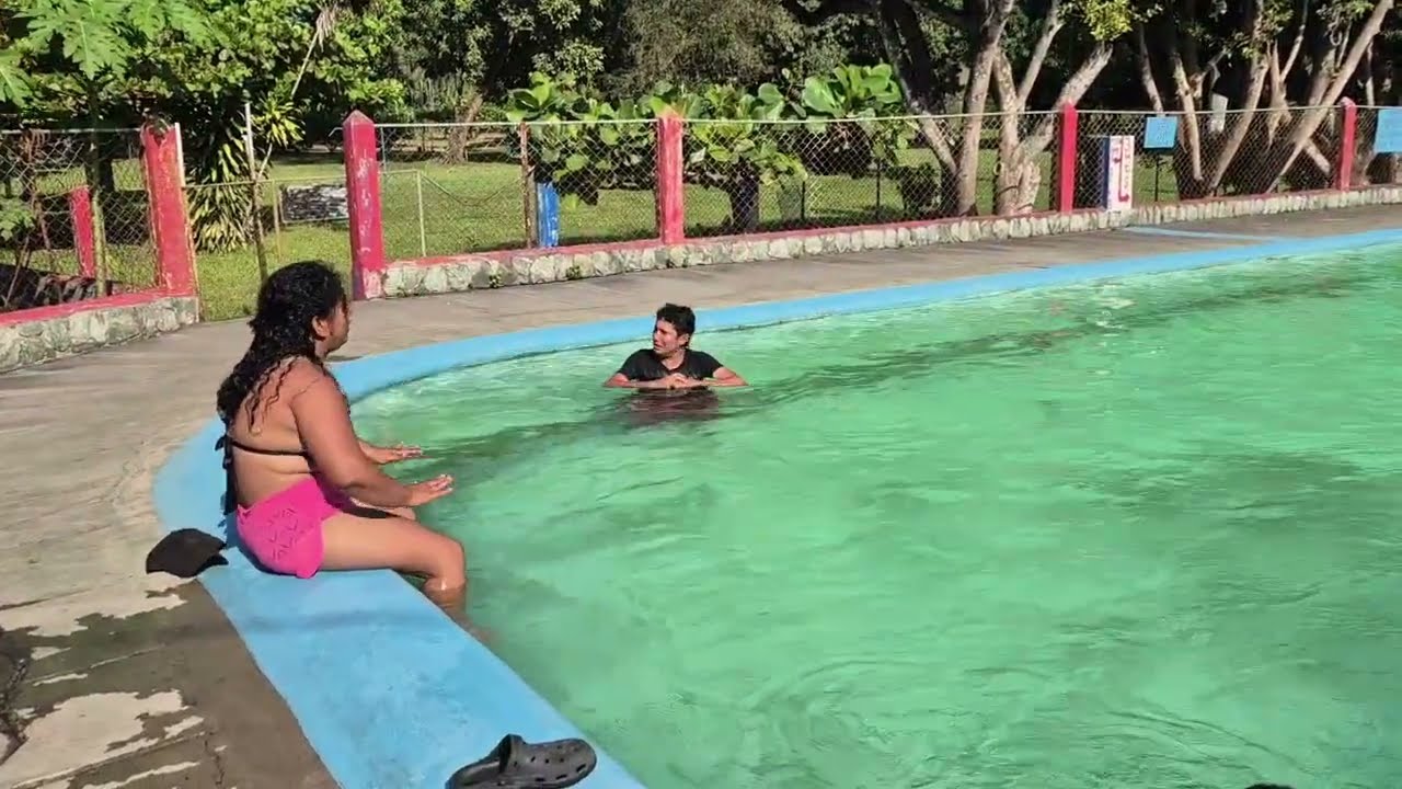 JORGE dejara a su Mujer por KARINA y la beso en pleno video