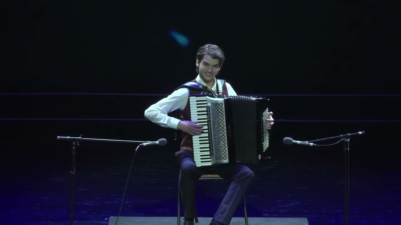 Nikita Kuznetsov - A Joke about One Waltz in C-Sharp Minor:  F. Chopin arr A. R. Gumina