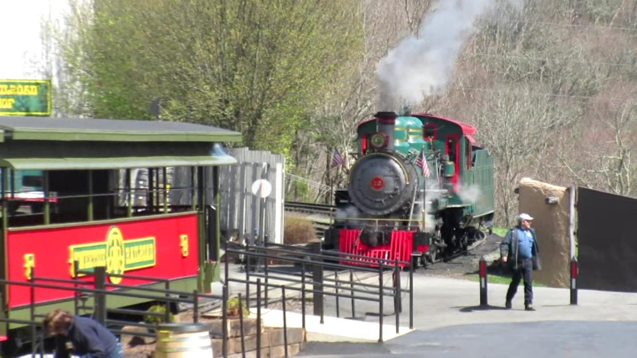 Tweetsie Opening Day 2017 Part 2 both 190 and 12 running