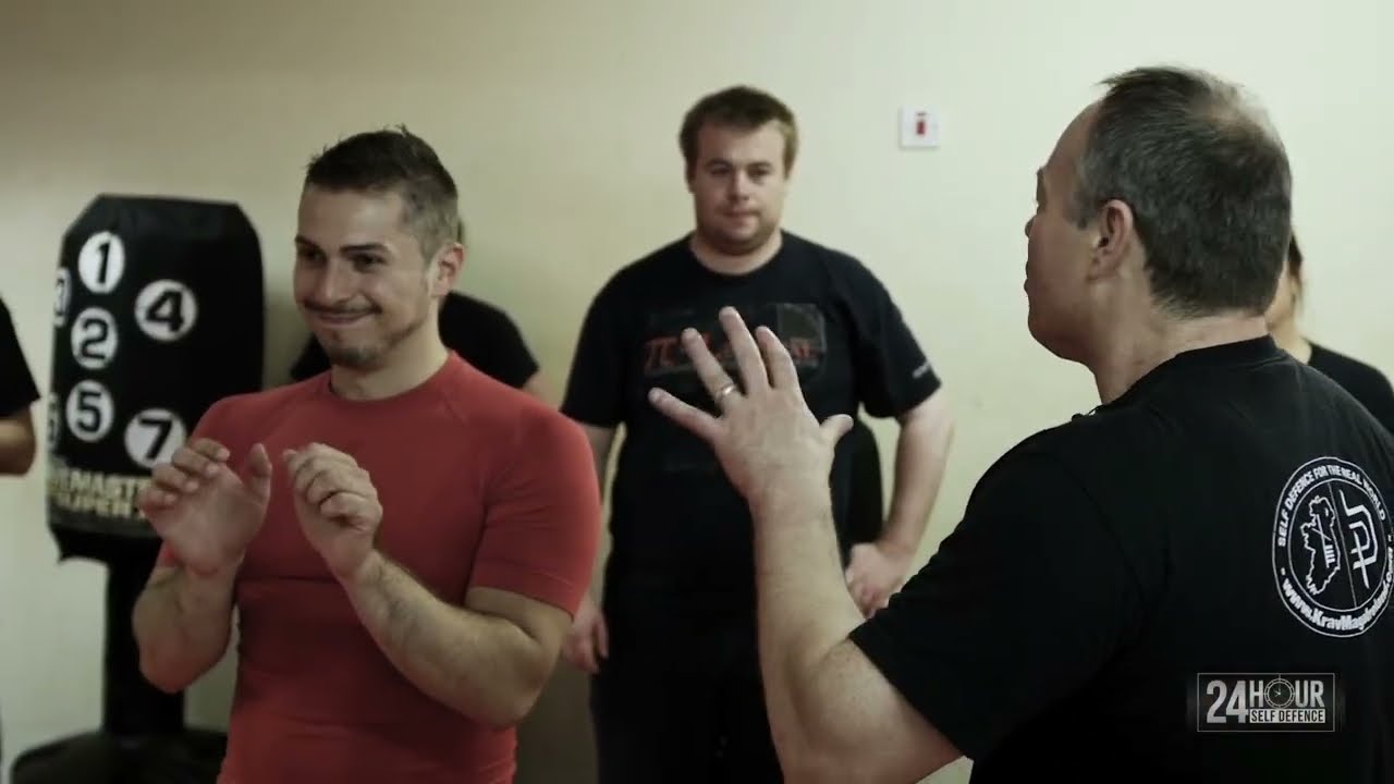 Learn Krav Maga For Self Defence Fast: Effective Striking