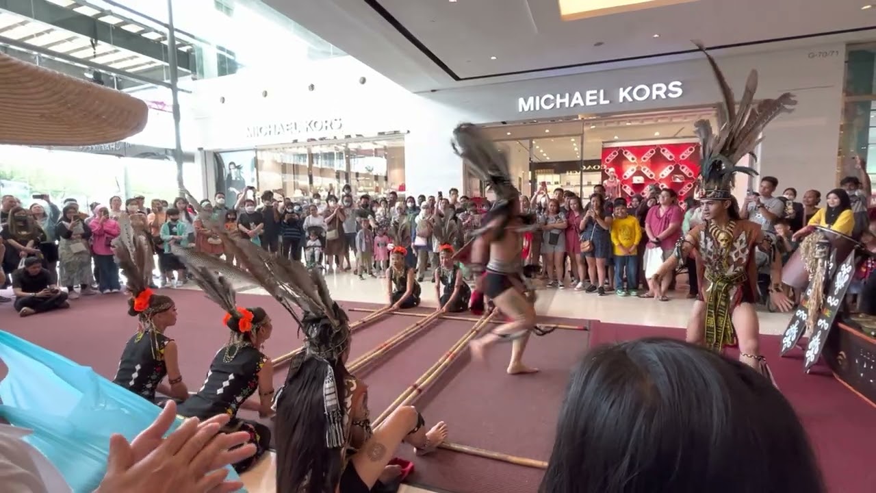20230124 KK, Sabah Imago mall Murut Traditional Dance called Magunatip
