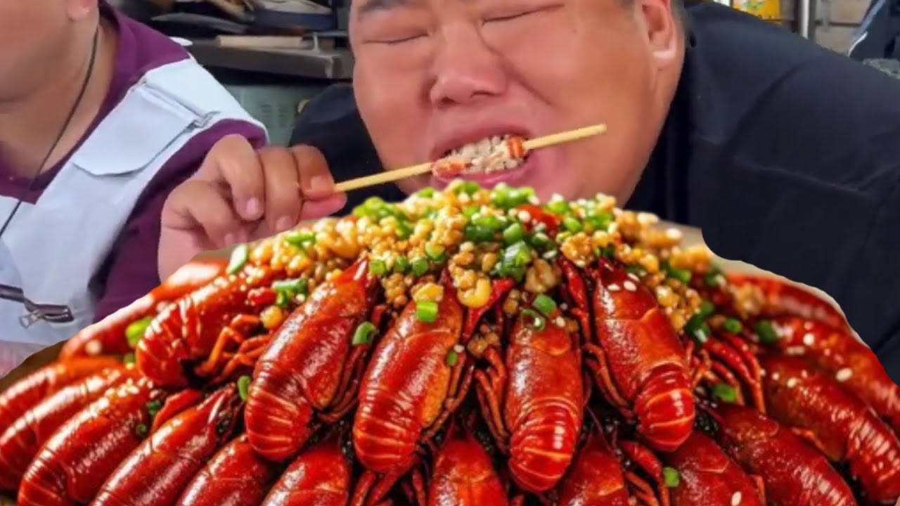 猴哥做了一大盆的小龙虾！浇上蒜汁泼上热油鲜香麻辣！猴哥一口一个小龙虾超过瘾！【胖猴仔】