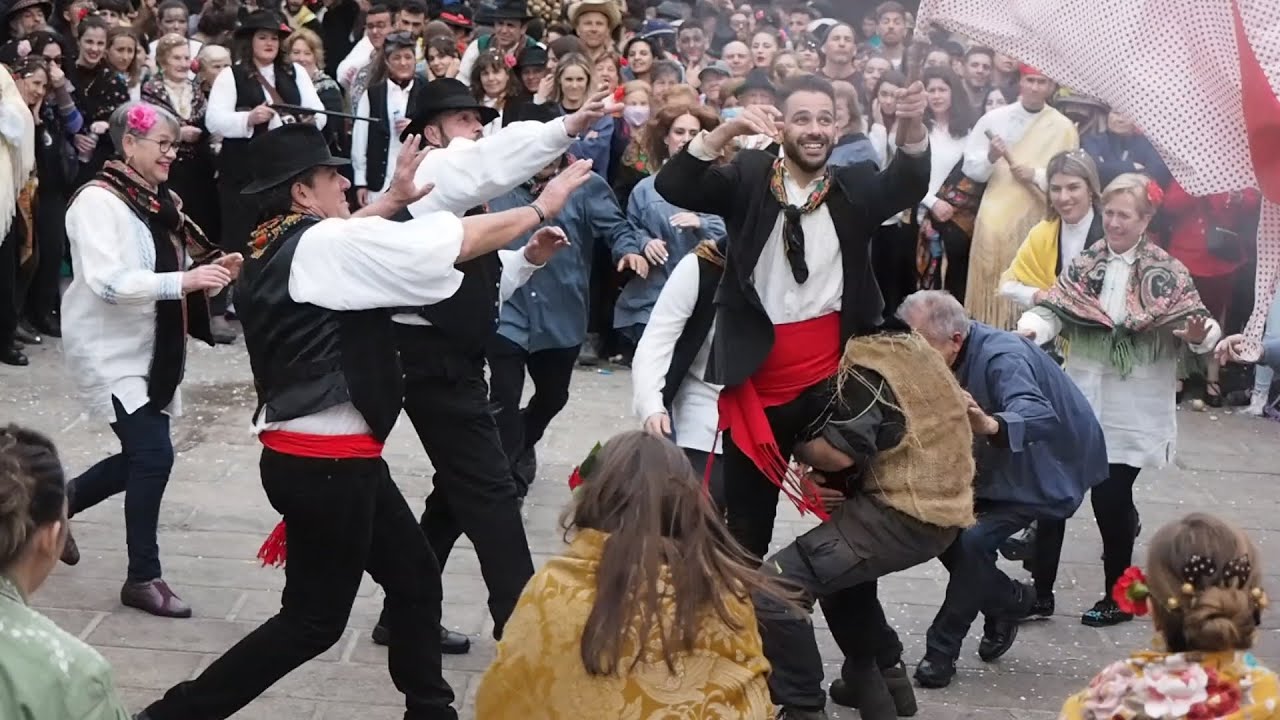 Jurra de bandera. Peropalo 2022. Martes de carnaval en Villanueva de la Vera #carnaval
