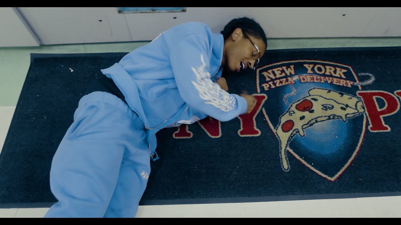 Certified Trapper - Don't Worry (Official Music Video)