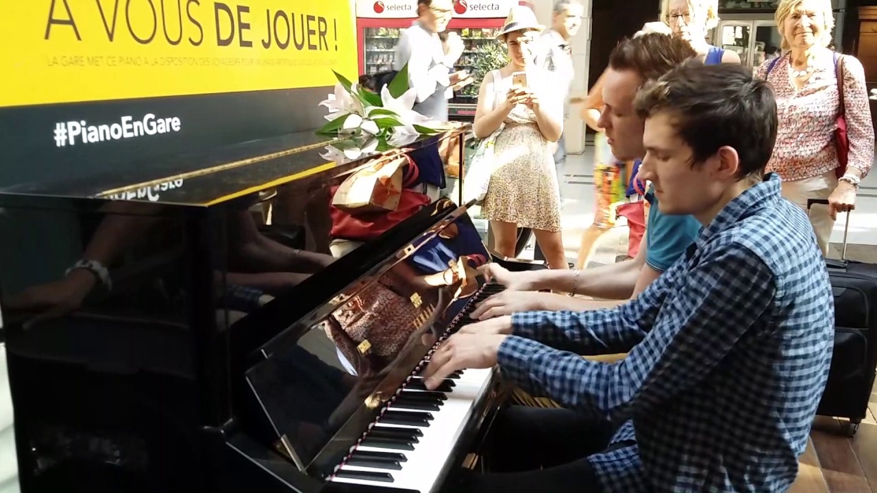 Improvisation avec Carl et Mattias   piano gare St Lazare   mardi 20 juin 2017