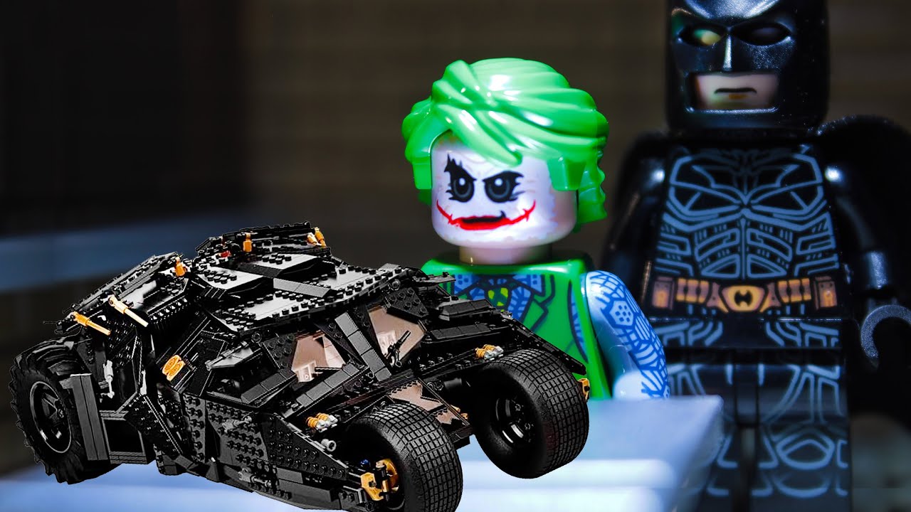 Building the new LEGO UCS Batmobile Tumbler
