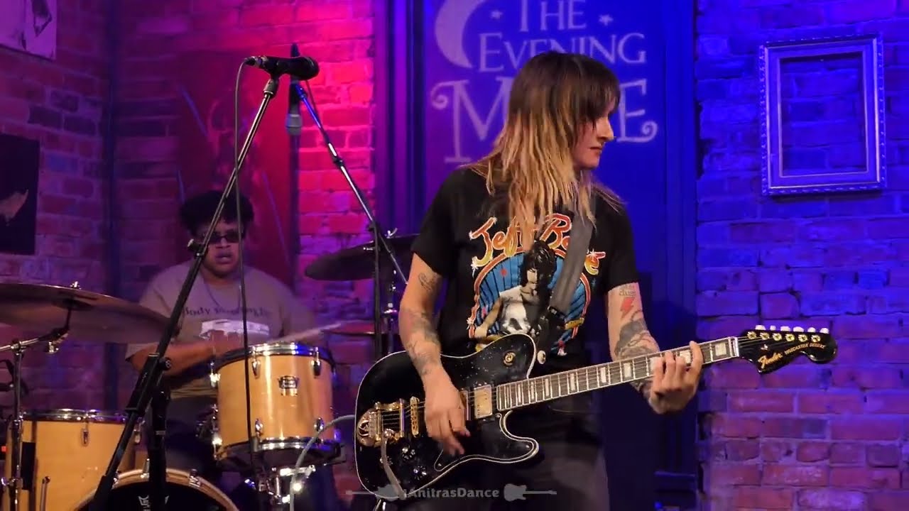 Leilani Kilgore - Diamond Shine/XXX Moonshine - 10/29/22 The Evening Muse - Charlotte, NC