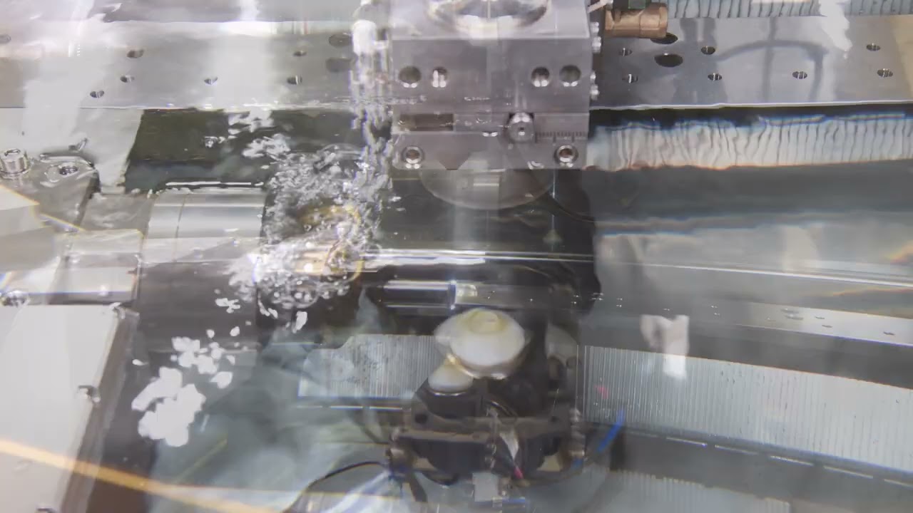 WM Deomcenter   FANUC Robocut Alpha-C600iC