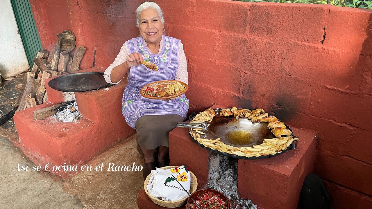 Pollo Dorado con Papas Para Comer Bien Bueno