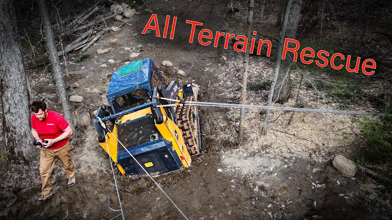 🇨🇦 This Skid Steer Got Stuck In A Muddy Trench Over Electric Wires!