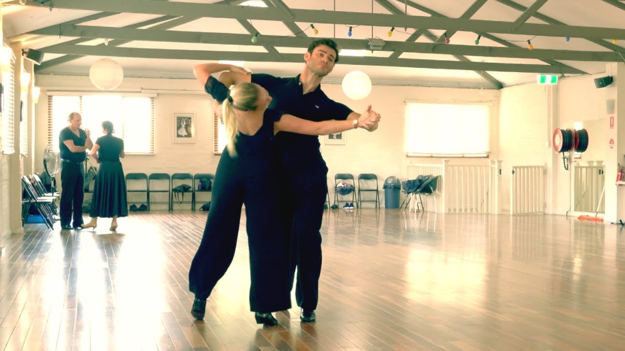 Advanced Quickstep Routine | Runs, Hops, Kicks & Flicks