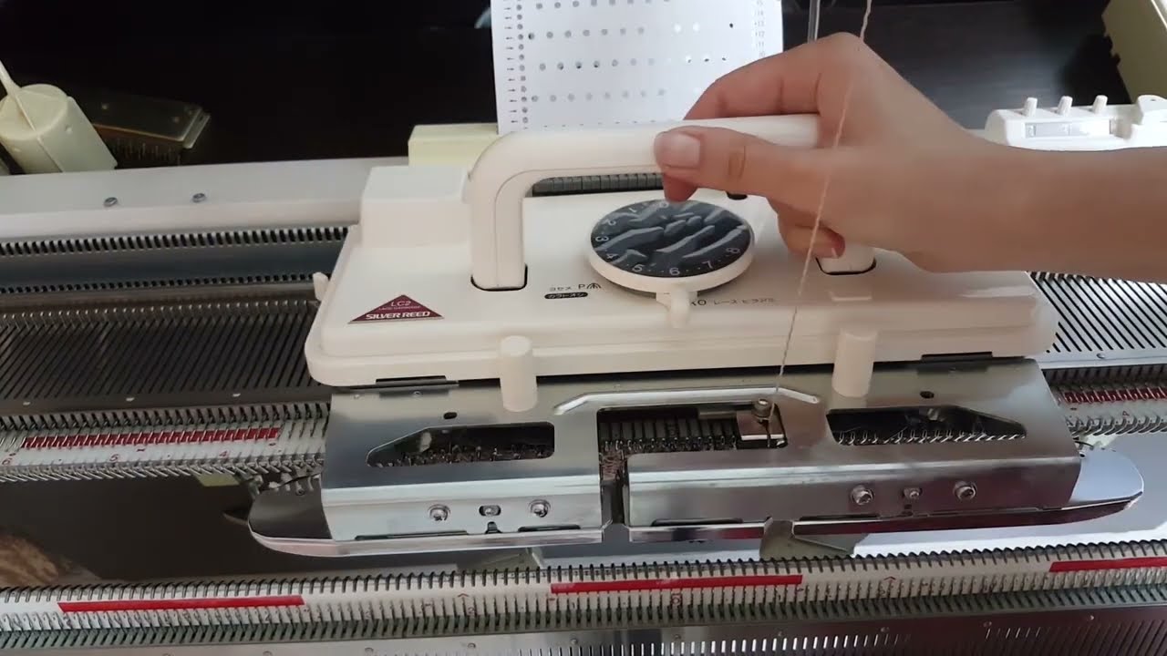 Как вязать ажурной кареткой LC2 для Silver Reed SK280